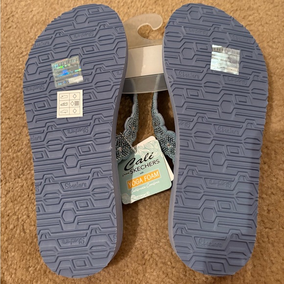 Skechers Cali Yoga Foam Sandals - Soft Blue - Picture 3 of 3